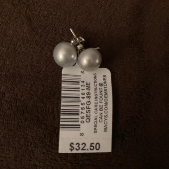 Belle de Mer Cultured Freshwater Button Pearl (8-9 mm) Stud Earrings - Gray - Picture 3 of 4